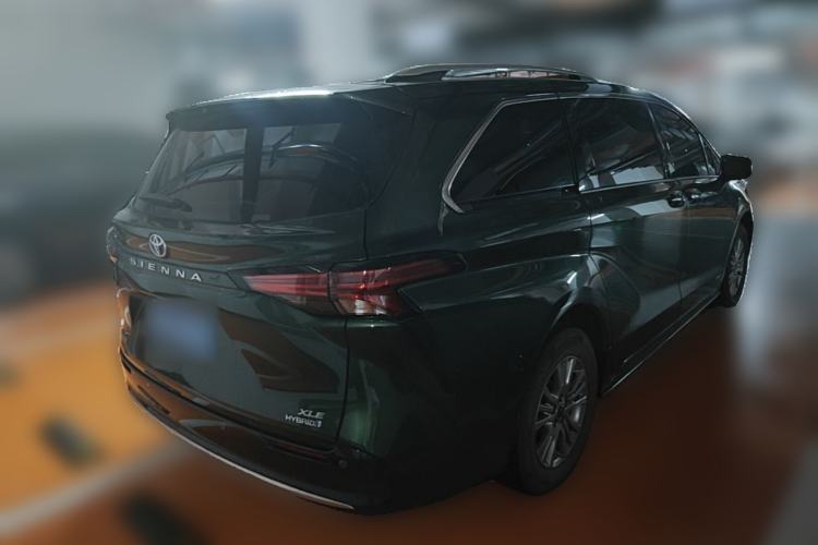 Used Toyota SIENNA 2021 2.5L Hybrid Luxury Edition Rear Right 45 Deg