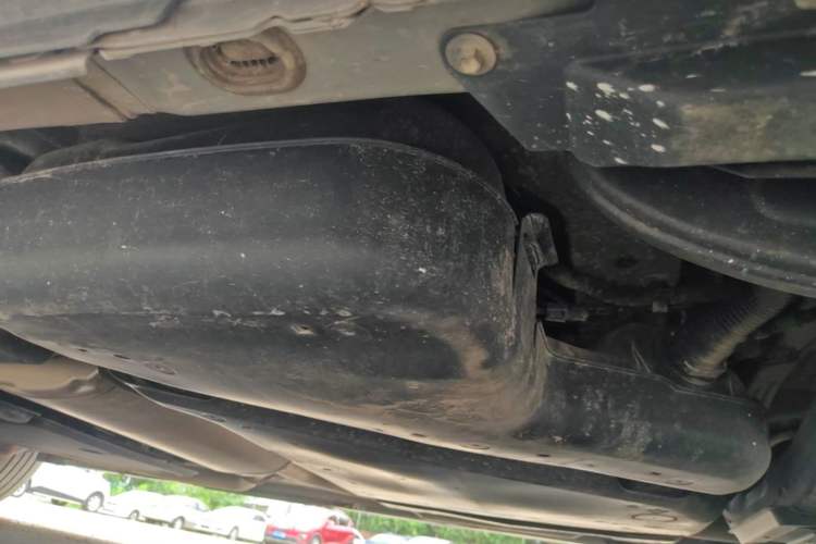 Used Toyota SIENNA 2021 2.5L Hybrid Platinum Edition Chassis Rear Left