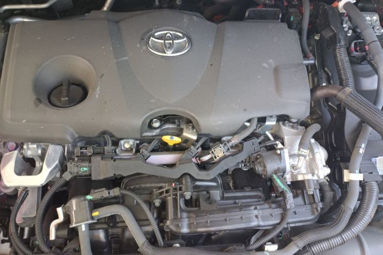 Used Toyota SIENNA 2021 2.5L Hybrid Ultimate Edition Engine Bay