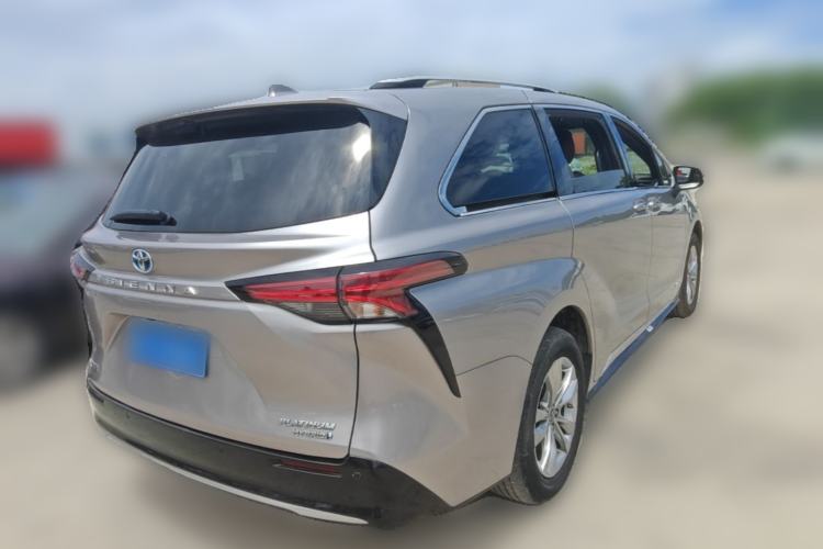 Used Toyota SIENNA 2021 2.5L Hybrid Platinum Edition Rear Right 45 Deg