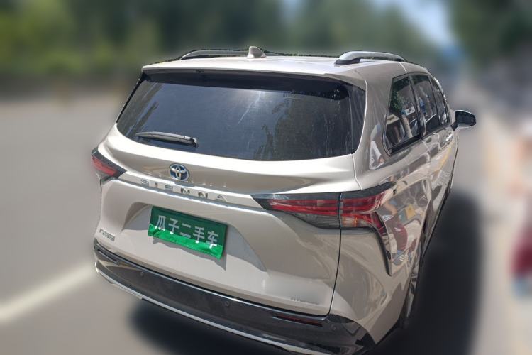 Used Toyota SIENNA 2021 2.5L Hybrid Ultimate Edition Rear Right 45 Deg