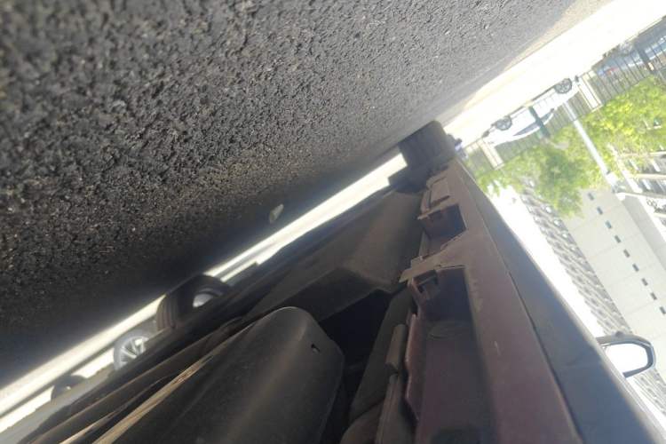 Used Toyota SIENNA  Chassis Rear Left