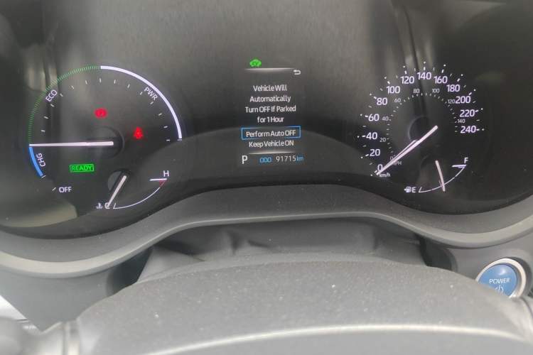 Used Toyota SIENNA  Odometer Close Up