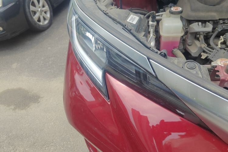 Used Toyota SIENNA  Right Front Headlight
