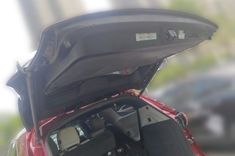 Used Toyota SIENNA  Trunk