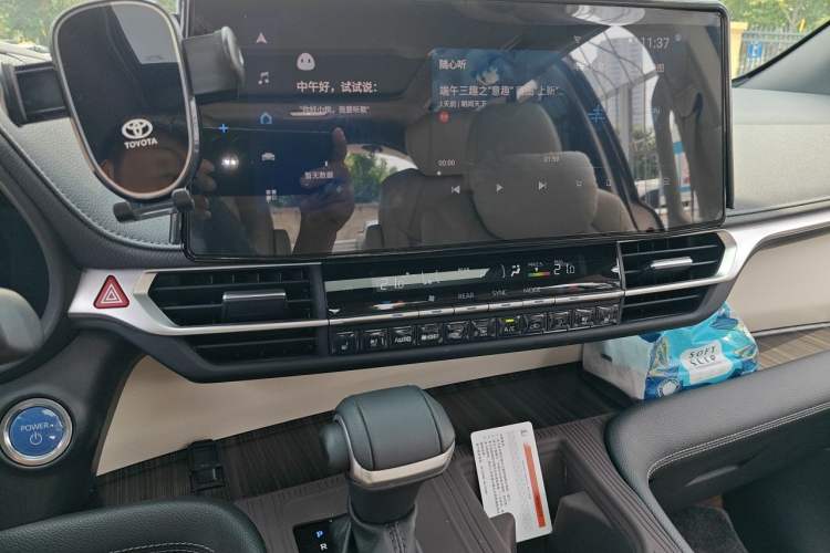 Used Toyota SIENNA 2021 2.5L Hybrid Ultimate Edition Audio And AC Panel