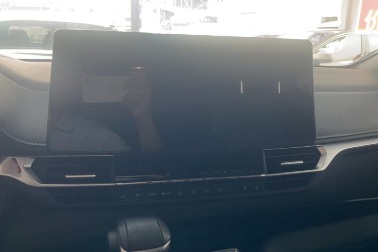 Used Toyota SIENNA 2021 2.5L Hybrid Premium Edition Audio And AC Panel