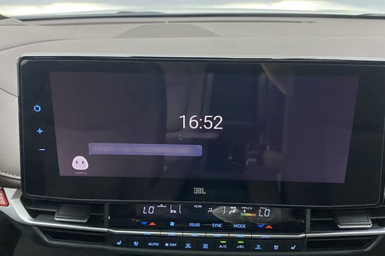 Used Toyota SIENNA 2021 2.5L Hybrid Platinum Edition Audio And AC Panel