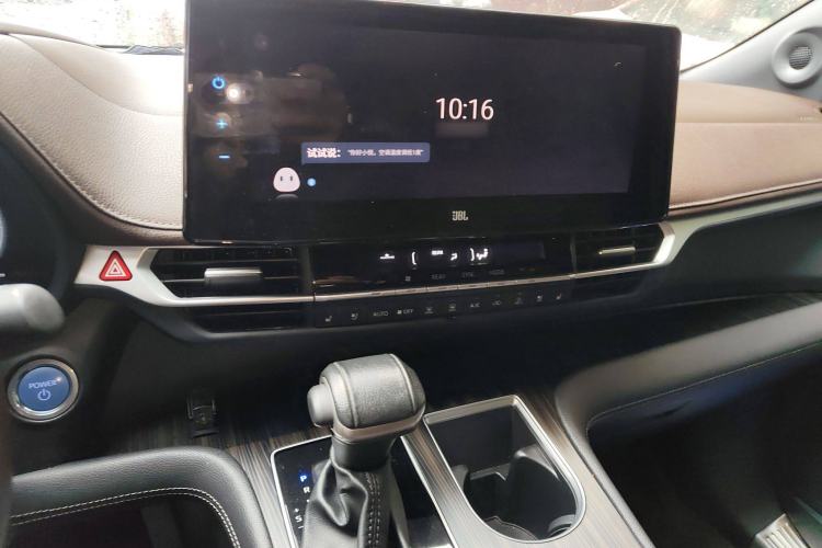 Used Toyota SIENNA 2021 2.5L Hybrid Platinum Edition Audio And AC Panel