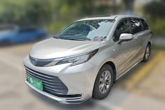 Used Toyota SIENNA 2021 2.5L Four-Wheel Drive XLE 7-Seater Canadian Version