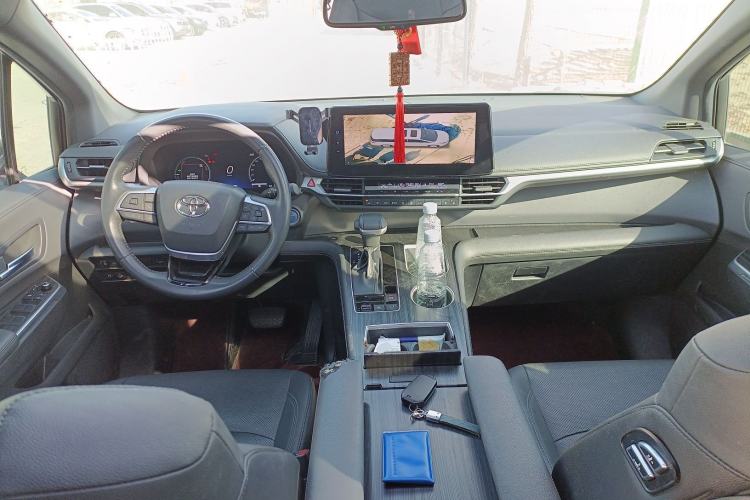 Used Toyota SIENNA 2021 2.5L Hybrid Ultimate Edition Center Console