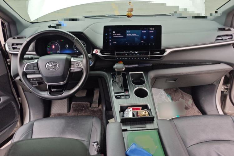 Used Toyota SIENNA 2021 2.5L Hybrid Ultimate Edition Center Console