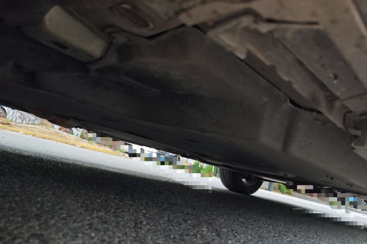Used Toyota SIENNA 2021 2.5L Hybrid Ultimate Edition Chassis Front Left