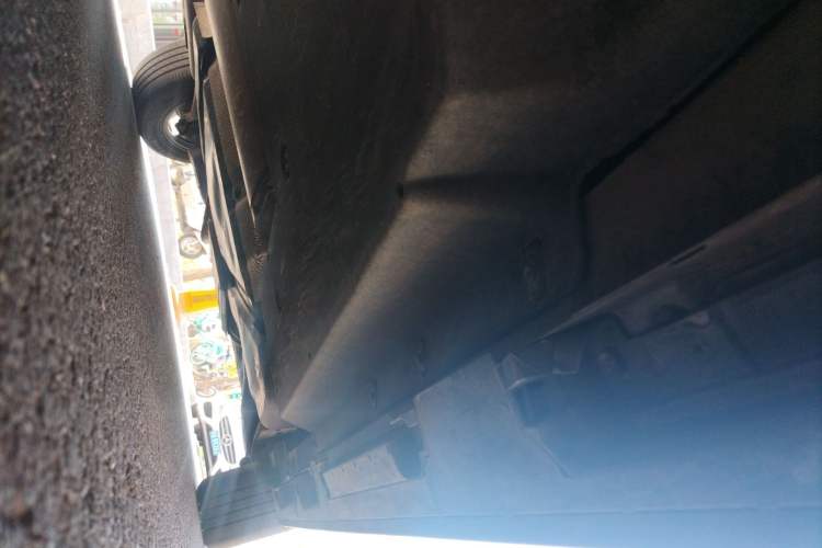 Used Toyota SIENNA 2021 2.5L Hybrid Platinum Edition Chassis Front Left