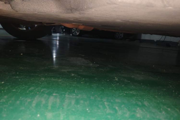 Used Toyota SIENNA 2021 2.5L Hybrid Ultimate Edition Chassis Front Left