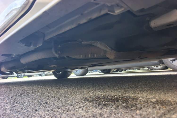 Used Toyota SIENNA 2021 2.5L Hybrid Comfort Edition Chassis Front Right
