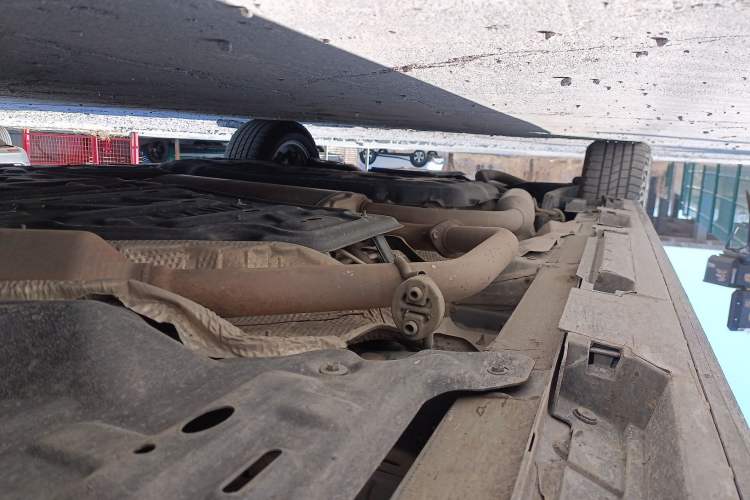 Used Toyota SIENNA 2021 2.5L Hybrid Ultimate Edition Chassis Front Right