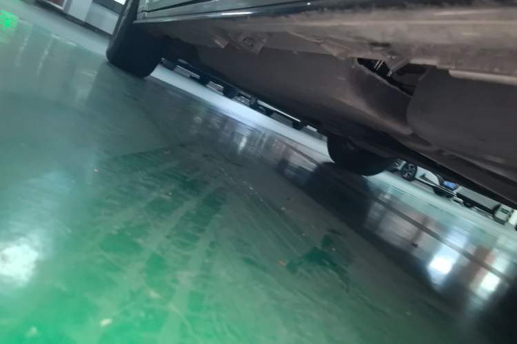 Used Toyota SIENNA 2021 2.5L Hybrid Luxury Edition Chassis Rear Left
