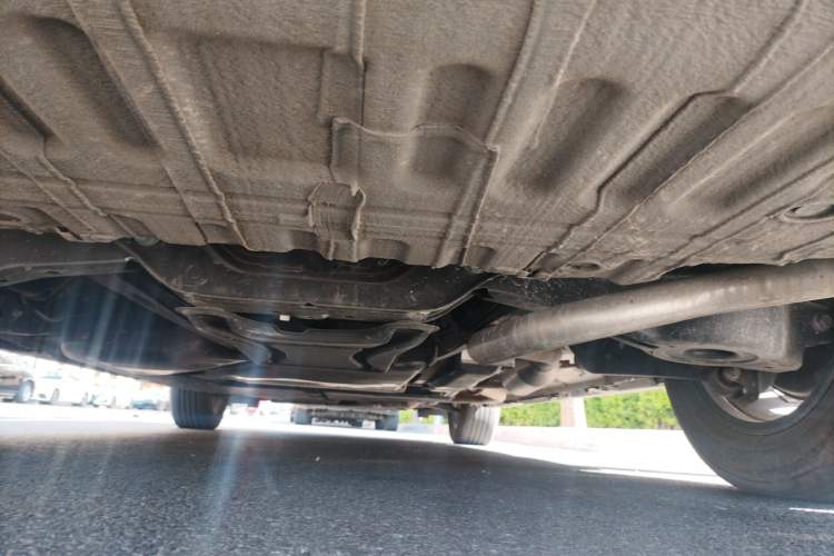 Used Toyota SIENNA 2021 2.5L Hybrid Platinum Edition Chassis Rear