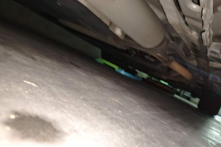 Used Toyota SIENNA 2021 2.5L Hybrid Platinum Edition Chassis Rear Right