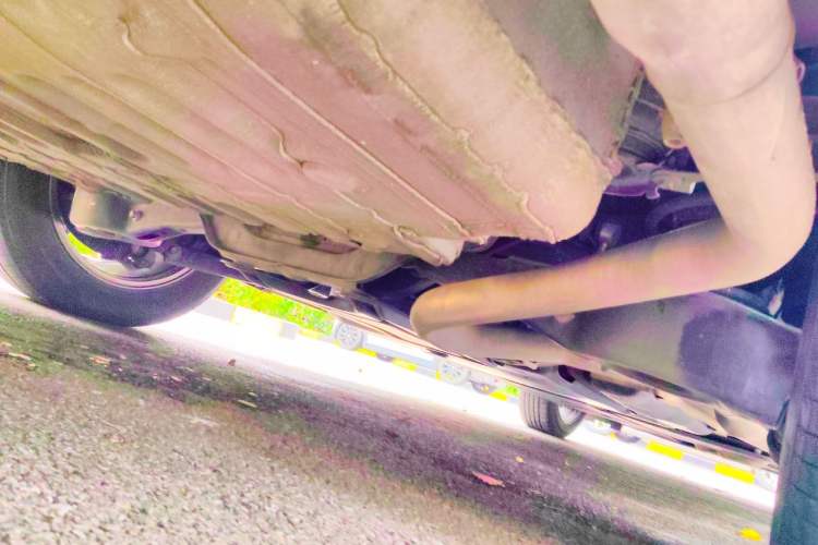 Used Toyota SIENNA 2021 2.5L Hybrid Platinum Edition Chassis Rear Right
