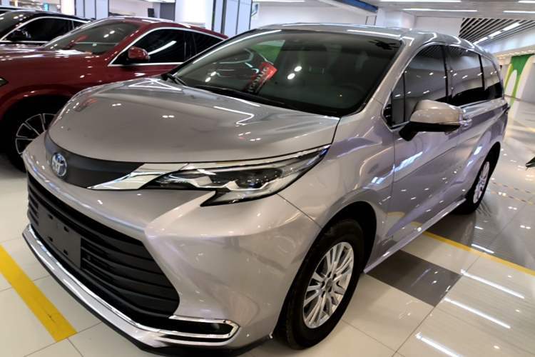 Used Toyota SIENNA 2021 2.5L Hybrid Comfort Edition Guazi used car, China used car export, Used car for sale, Used cars, Cheapest cars for sale