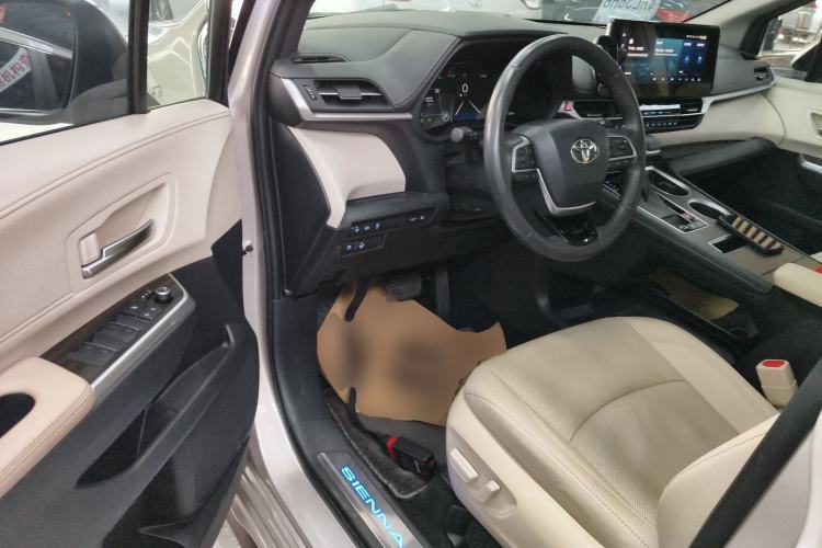 Used Toyota SIENNA 2021 2.5L Hybrid Ultimate Edition Driver Seat