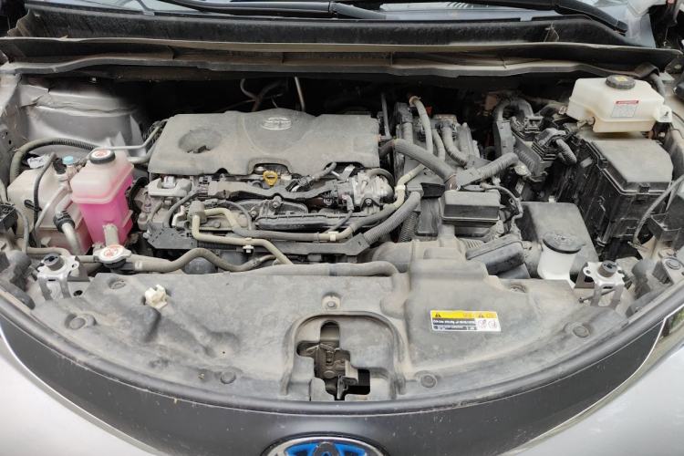 Used Toyota SIENNA 2021 2.5L Hybrid Comfort Edition Engine Bay