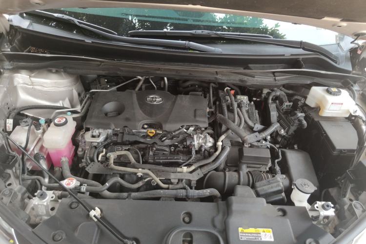 Used Toyota SIENNA 2021 2.5L Hybrid Comfort Edition Engine Bay