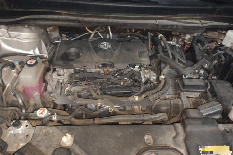 Used Toyota SIENNA 2021 2.5L Hybrid Ultimate Edition Engine Bay