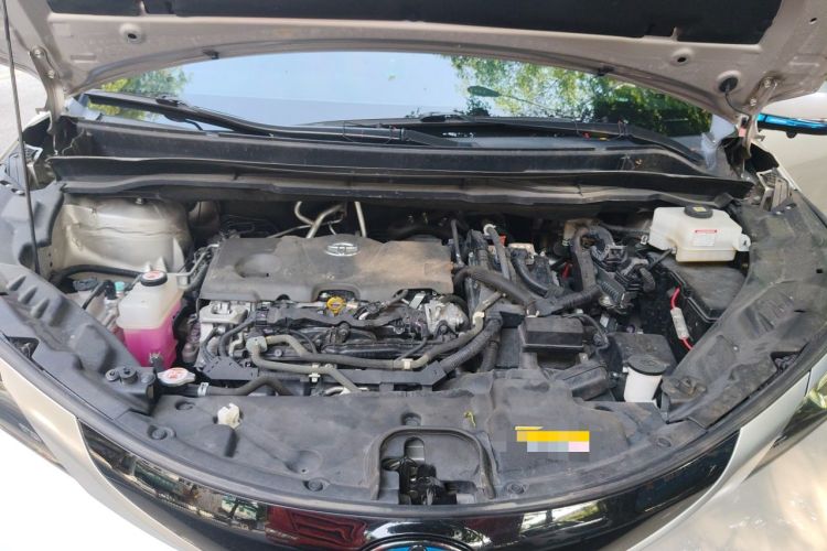 Used Toyota SIENNA 2021 2.5L Hybrid Ultimate Edition Engine Bay