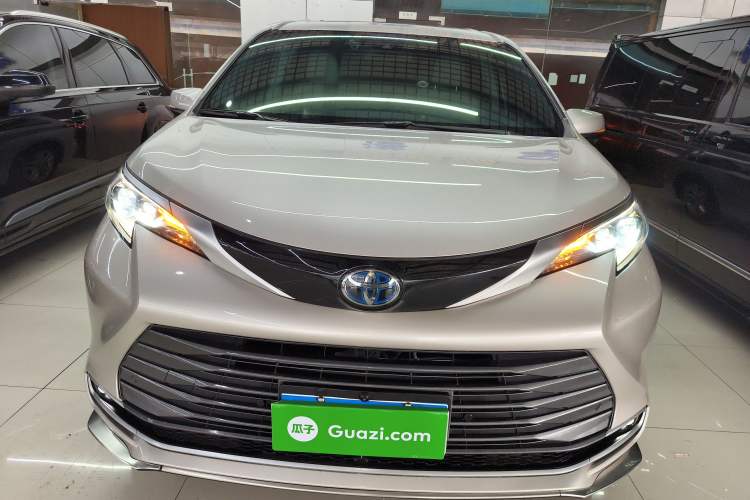 Used Toyota SIENNA 2021 2.5L Hybrid Ultimate Edition Exterior 1
