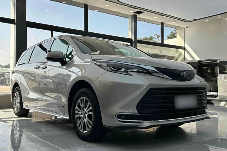 Used Toyota SIENNA 2021 2.5L Hybrid Comfort Edition Exterior 1