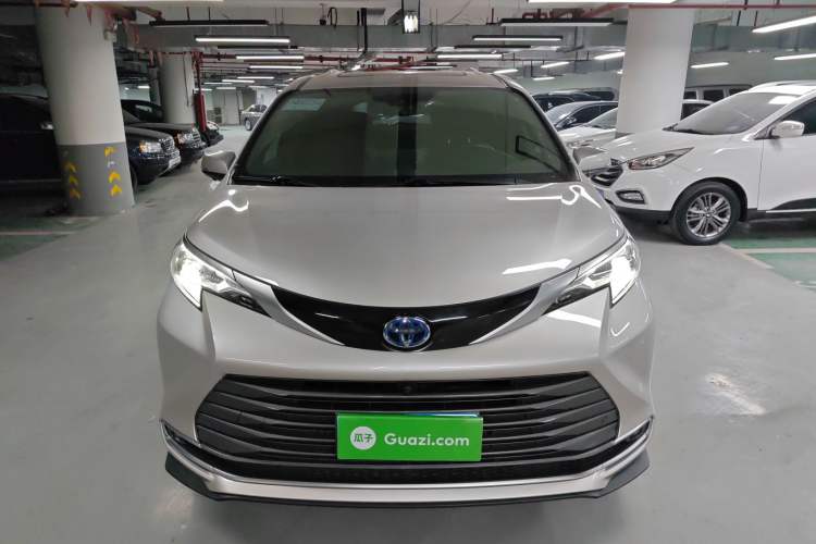 Used Toyota SIENNA 2021 2.5L Hybrid Premium Edition Exterior 1