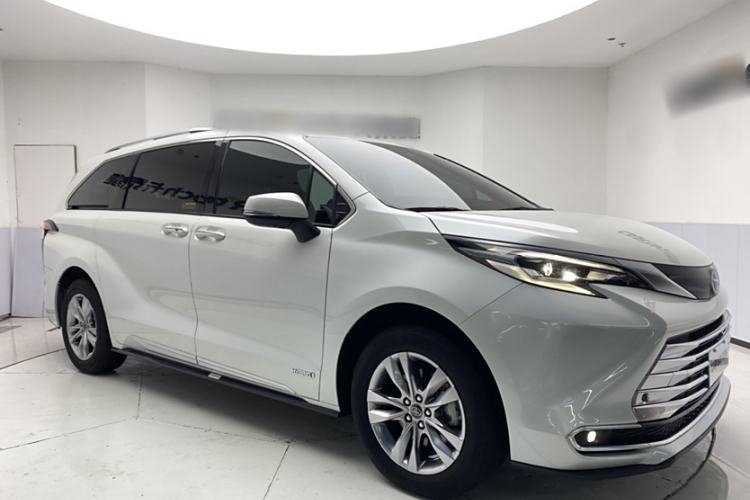 Used Toyota SIENNA 2021 2.5L Hybrid Platinum Edition Exterior 2