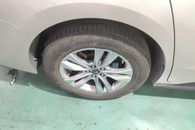 Used Toyota SIENNA 2021 2.5L Hybrid Ultimate Edition Exterior 2