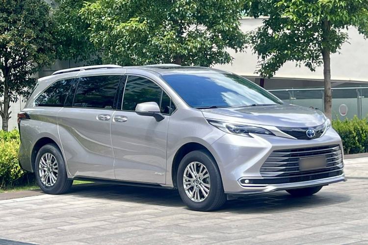 Used Toyota SIENNA 2021 2.5L Hybrid Premium Edition Exterior 2