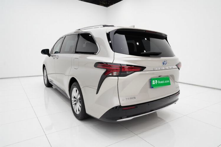 Used Toyota SIENNA 2021 2.5L Hybrid Ultimate Edition Exterior 3