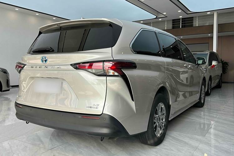 Used Toyota SIENNA 2021 2.5L Hybrid Comfort Edition Exterior 3