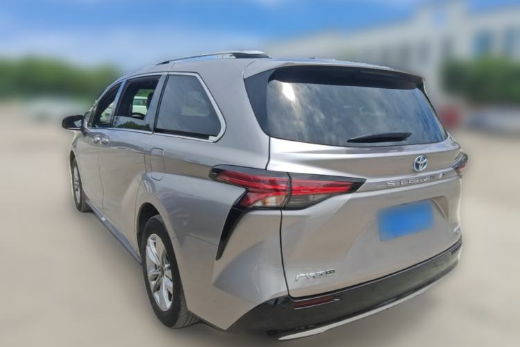 Used Toyota SIENNA 2021 2.5L Hybrid Platinum Edition Exterior 3
