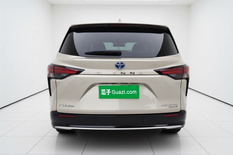 Used Toyota SIENNA 2021 2.5L Hybrid Ultimate Edition Exterior 4