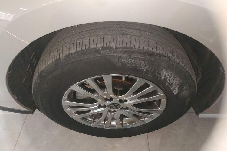 Used Toyota SIENNA 2021 2.5L Hybrid Comfort Edition Exterior 4
