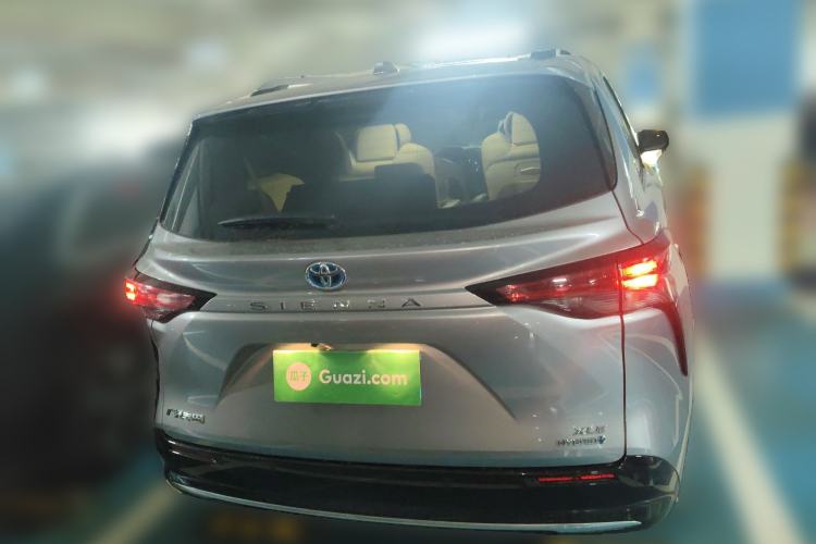 Used Toyota SIENNA 2021 2.5L Hybrid Luxury Edition Exterior 4