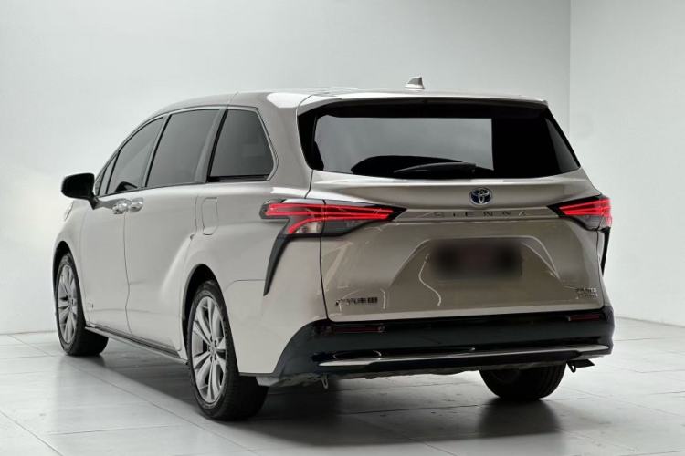 Used Toyota SIENNA 2021 2.5L Hybrid Premium Edition Exterior 5