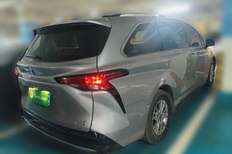 Used Toyota SIENNA 2021 2.5L Hybrid Luxury Edition Exterior 5