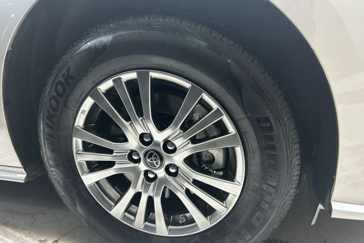 Used Toyota SIENNA 2021 2.5L Hybrid Comfort Edition Exterior 6