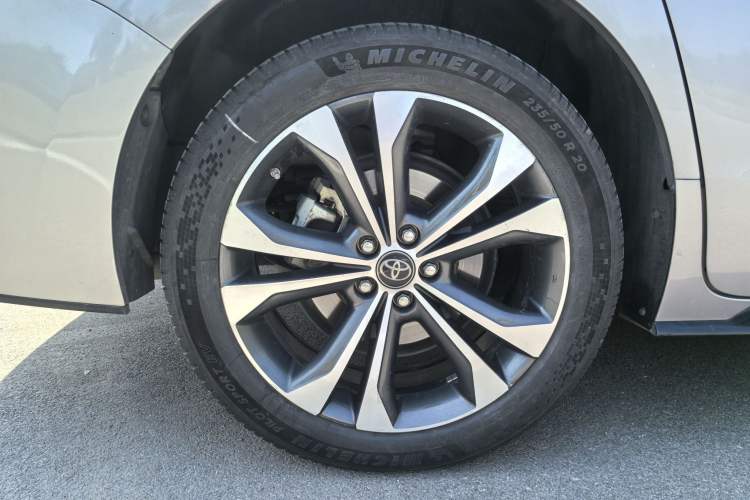 Used Toyota SIENNA 2021 2.5L Hybrid Premium Edition Exterior 7