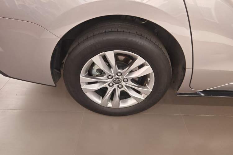 Used Toyota SIENNA 2021 2.5L Hybrid Platinum Edition Exterior 8