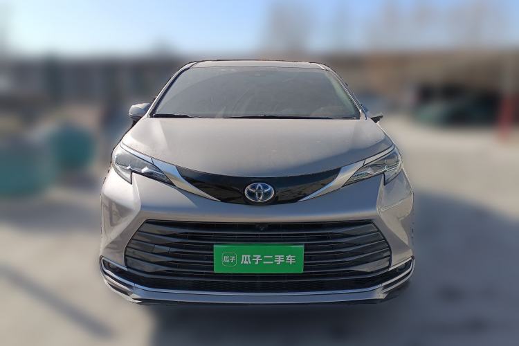 Used Toyota SIENNA 2021 2.5L Hybrid Ultimate Edition Front