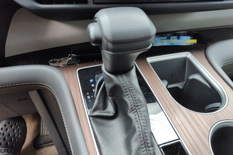 Used Toyota SIENNA 2021 2.5L Hybrid Comfort Edition Gear Lever